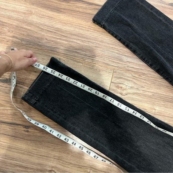 Frame Denim Le Nouveau Straight Jeans in Castelo Black Wash - Picture 9 of 11